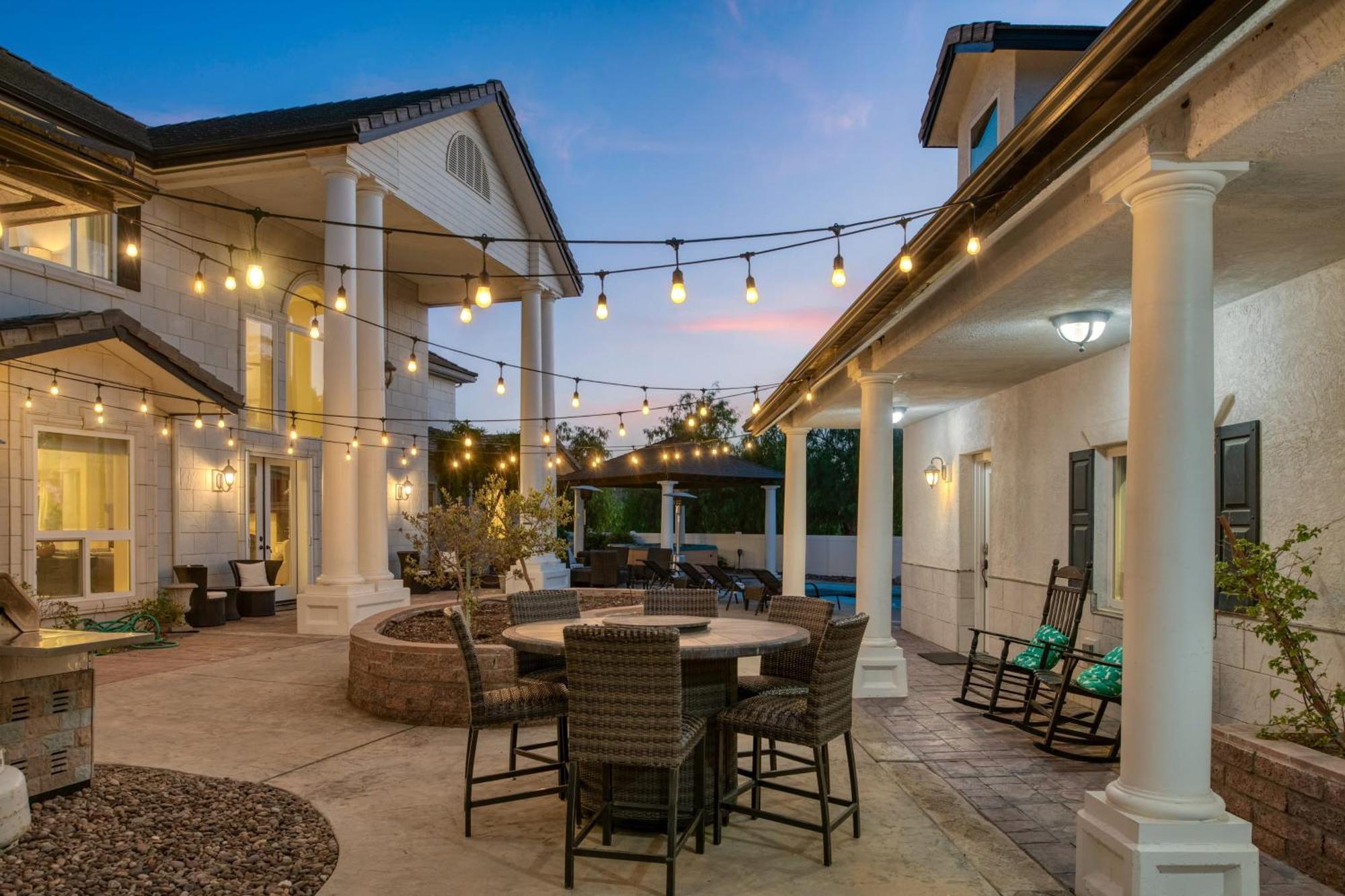 Grand Contento By Avantstay Extraordinary Estate W Pool Hot Tub Movie Room Temecula Exteriér fotografie