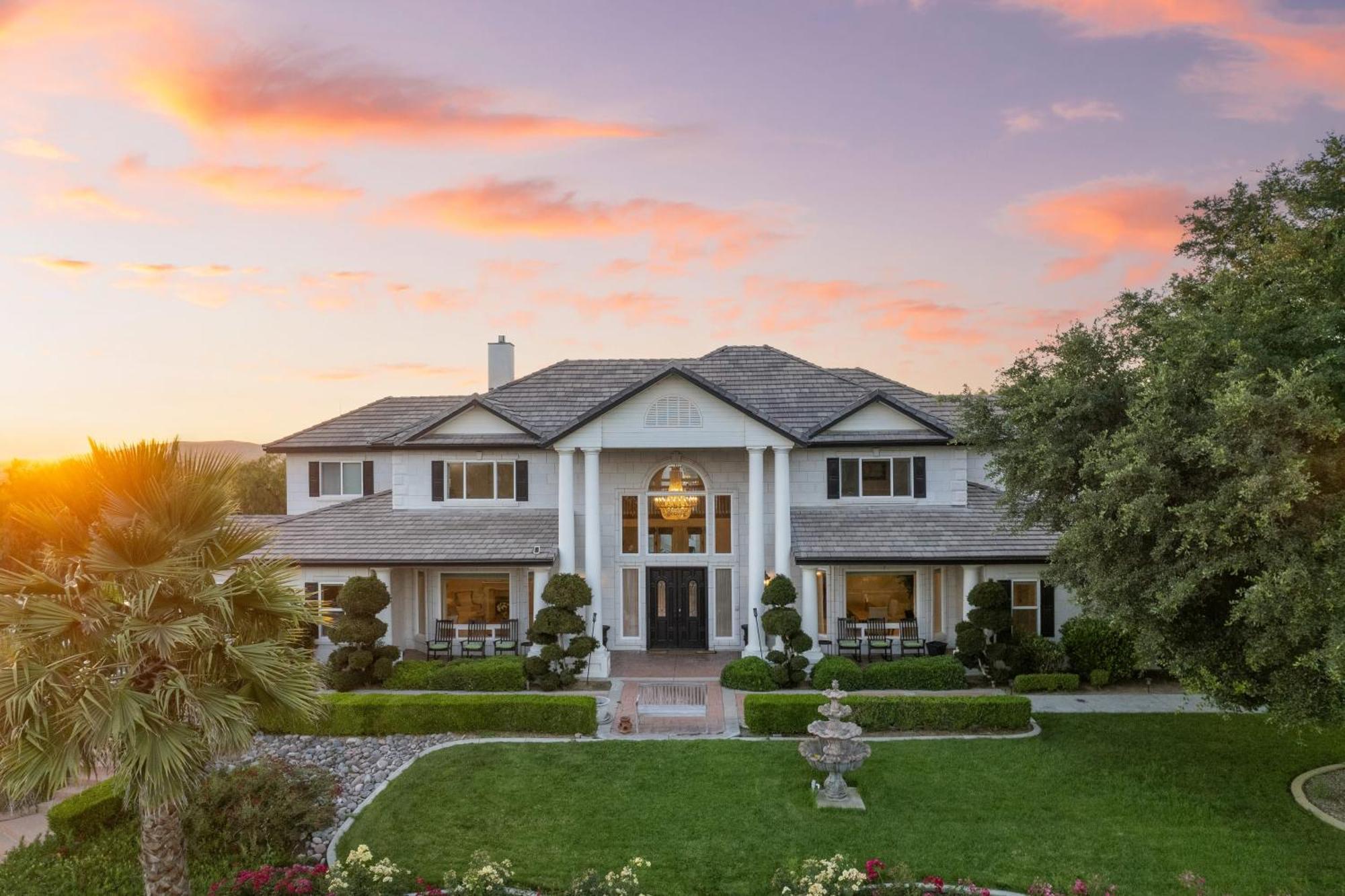 Grand Contento By Avantstay Extraordinary Estate W Pool Hot Tub Movie Room Temecula Exteriér fotografie