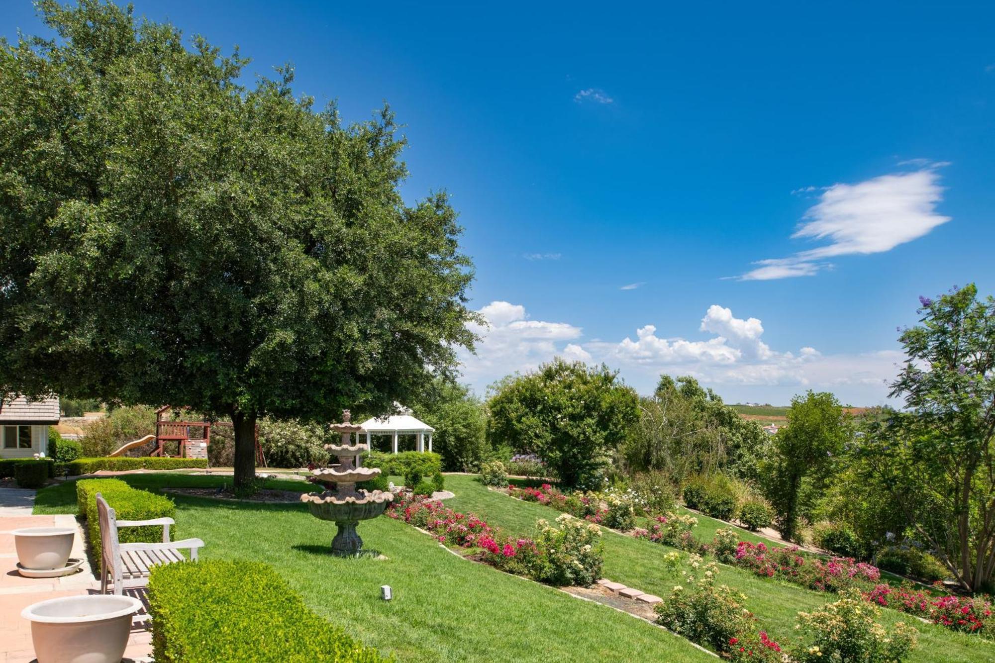 Grand Contento By Avantstay Extraordinary Estate W Pool Hot Tub Movie Room Temecula Exteriér fotografie